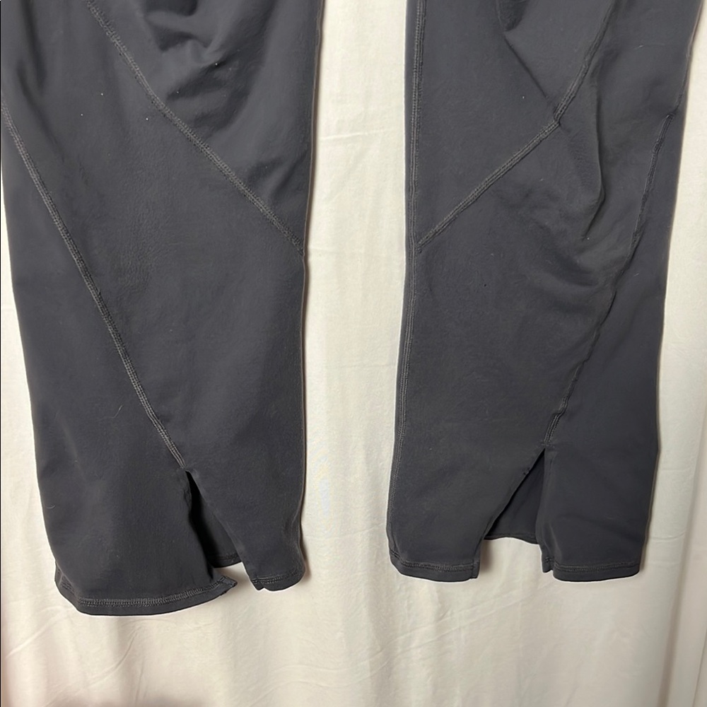 Athleta Dark Grey Power Ananda Crop Slit Cuff  Yoga Pants Size Small - Picture 8 of 10